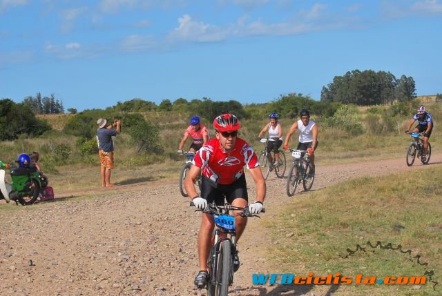 180497_1720050433422_2570964_n